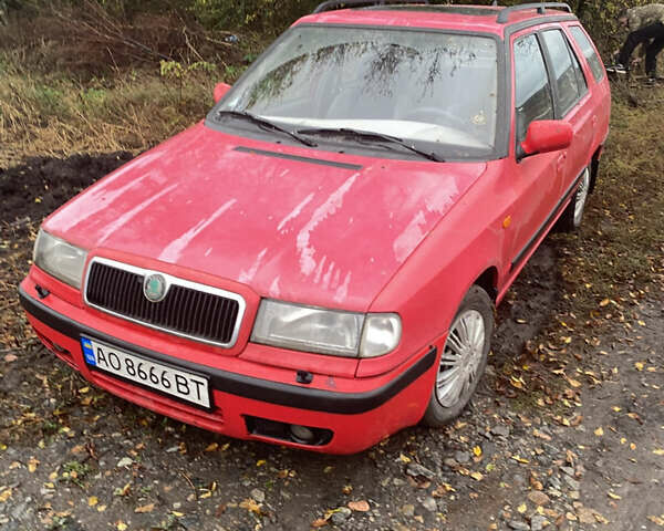 Красный Шкода Фелиция, объемом двигателя 1.6 л и пробегом 260 тыс. км за 1950 $, фото 1 на Automoto.ua