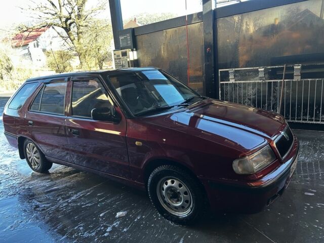 Красный Шкода Фелиция, объемом двигателя 1.3 л и пробегом 144 тыс. км за 1600 $, фото 1 на Automoto.ua