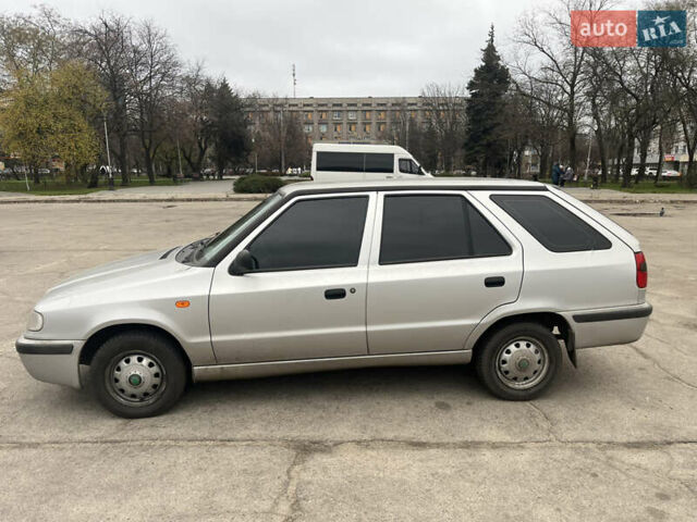 Серый Шкода Фелиция, объемом двигателя 1.3 л и пробегом 100 тыс. км за 2800 $, фото 1 на Automoto.ua