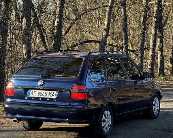 Синій Шкода Феліція, об'ємом двигуна 1.6 л та пробігом 190 тис. км за 2200 $, фото 1 на Automoto.ua