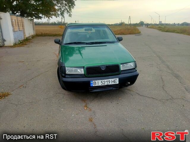 Зеленый Шкода Фелиция, объемом двигателя 1.3 л и пробегом 265 тыс. км за 1350 $, фото 1 на Automoto.ua