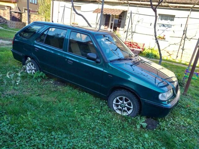 Зеленый Шкода Фелиция, объемом двигателя 1.3 л и пробегом 230 тыс. км за 2300 $, фото 1 на Automoto.ua