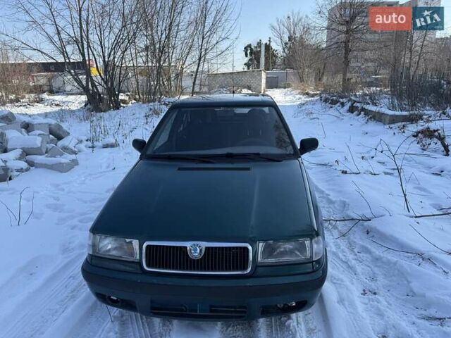 Зеленый Шкода Фелиция, объемом двигателя 1.6 л и пробегом 201 тыс. км за 2300 $, фото 1 на Automoto.ua