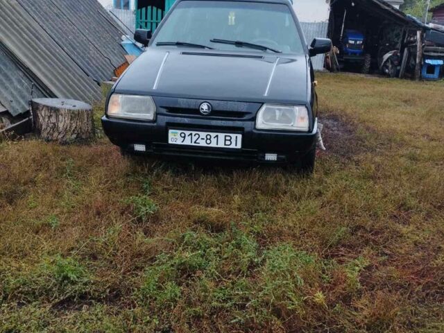 Черный Шкода Форман, объемом двигателя 1.3 л и пробегом 3 тыс. км за 839 $, фото 1 на Automoto.ua