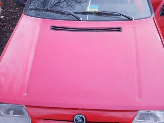 Красный Шкода Форман, объемом двигателя 0 л и пробегом 300 тыс. км за 603 $, фото 1 на Automoto.ua