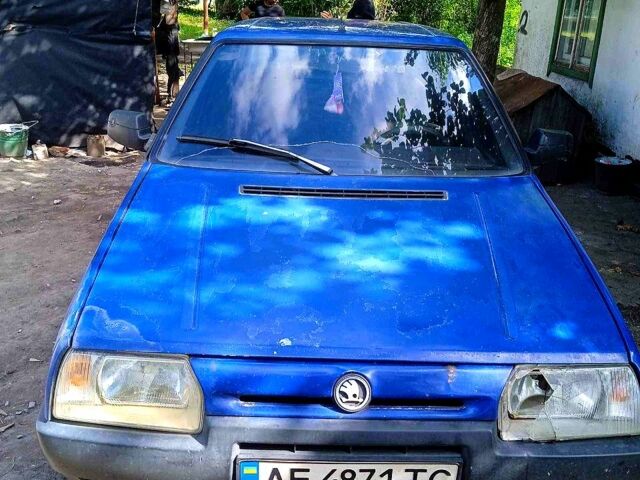 Синий Шкода Форман, объемом двигателя 1.3 л и пробегом 0 тыс. км за 700 $, фото 1 на Automoto.ua