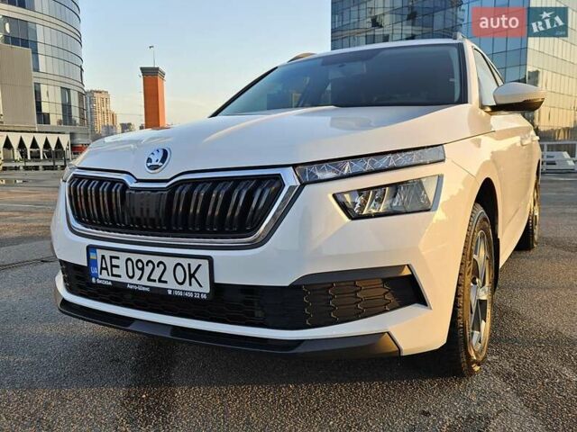 Білий Шкода KAMIQ, об'ємом двигуна 1.6 л та пробігом 52 тис. км за 18800 $, фото 1 на Automoto.ua