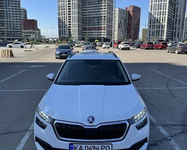 Белый Шкода KAMIQ, объемом двигателя 1.6 л и пробегом 15 тыс. км за 22500 $, фото 1 на Automoto.ua