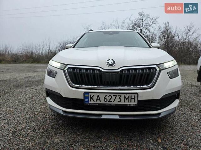 Белый Шкода KAMIQ, объемом двигателя 1.6 л и пробегом 61 тыс. км за 23500 $, фото 1 на Automoto.ua
