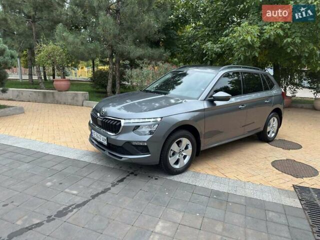 Серый Шкода KAMIQ, объемом двигателя 1 л и пробегом 2 тыс. км за 23783 $, фото 1 на Automoto.ua
