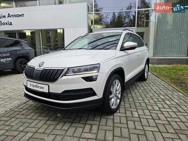 Білий Шкода Karoq, об'ємом двигуна 1.97 л та пробігом 85 тис. км за 27890 $, фото 1 на Automoto.ua