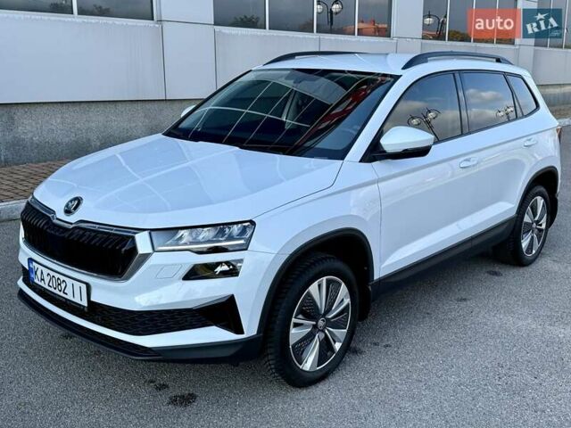 Білий Шкода Karoq, об'ємом двигуна 1.4 л та пробігом 23 тис. км за 27800 $, фото 1 на Automoto.ua