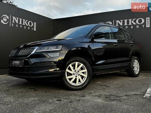 Черный Шкода Karoq, объемом двигателя 1.4 л и пробегом 87 тыс. км за 22200 $, фото 1 на Automoto.ua