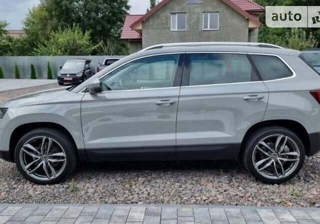 Шкода Karoq, объемом двигателя 1.6 л и пробегом 256 тыс. км за 22500 $, фото 1 на Automoto.ua