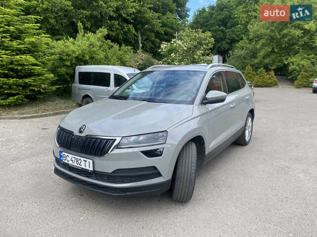 Сірий Шкода Karoq, об'ємом двигуна 1.6 л та пробігом 205 тис. км за 23000 $, фото 1 на Automoto.ua