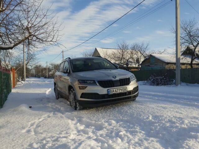 Сірий Шкода Karoq, об'ємом двигуна 0.14 л та пробігом 32 тис. км за 25500 $, фото 1 на Automoto.ua