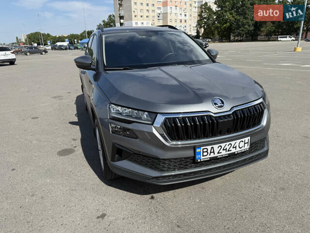 Сірий Шкода Karoq, об'ємом двигуна 1.4 л та пробігом 31 тис. км за 28500 $, фото 1 на Automoto.ua