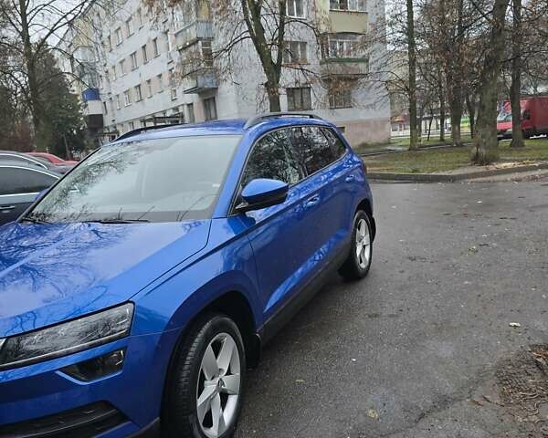 Синій Шкода Karoq, об'ємом двигуна 1.5 л та пробігом 66 тис. км за 21000 $, фото 1 на Automoto.ua
