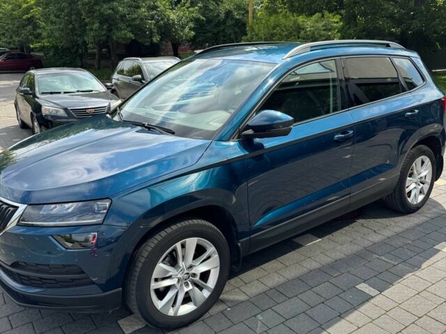 Синий Шкода Karoq, объемом двигателя 1.4 л и пробегом 33 тыс. км за 27200 $, фото 1 на Automoto.ua