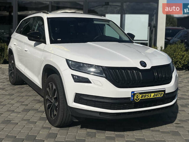 Белый Шкода Kodiaq, объемом двигателя 1.97 л и пробегом 310 тыс. км за 25500 $, фото 1 на Automoto.ua