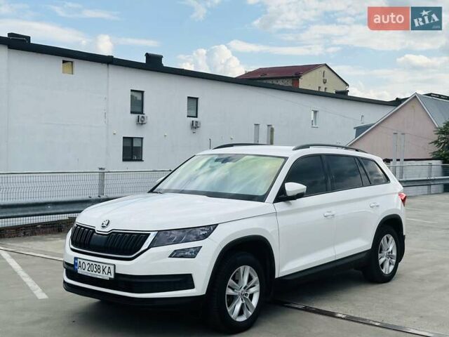 Белый Шкода Kodiaq, объемом двигателя 1.98 л и пробегом 248 тыс. км за 19900 $, фото 1 на Automoto.ua