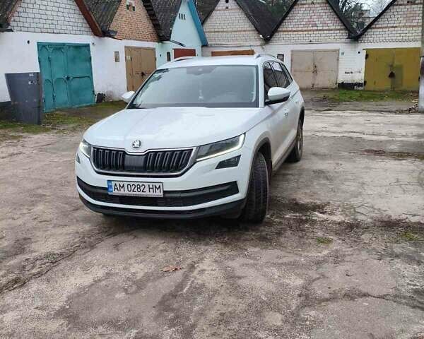 Белый Шкода Kodiaq, объемом двигателя 1.97 л и пробегом 215 тыс. км за 25500 $, фото 1 на Automoto.ua