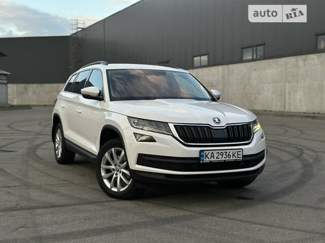 Белый Шкода Kodiaq, объемом двигателя 1.97 л и пробегом 257 тыс. км за 23500 $, фото 1 на Automoto.ua