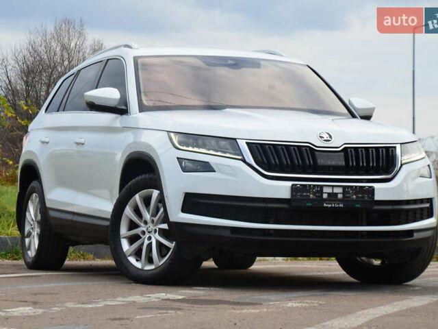 Білий Шкода Kodiaq, об'ємом двигуна 2 л та пробігом 245 тис. км за 26750 $, фото 1 на Automoto.ua