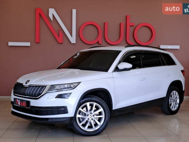 Белый Шкода Kodiaq, объемом двигателя 2 л и пробегом 170 тыс. км за 23900 $, фото 1 на Automoto.ua