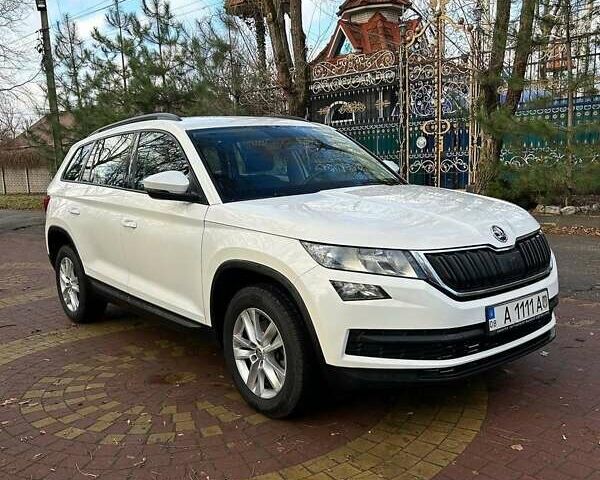 Білий Шкода Kodiaq, об'ємом двигуна 2 л та пробігом 239 тис. км за 24500 $, фото 1 на Automoto.ua