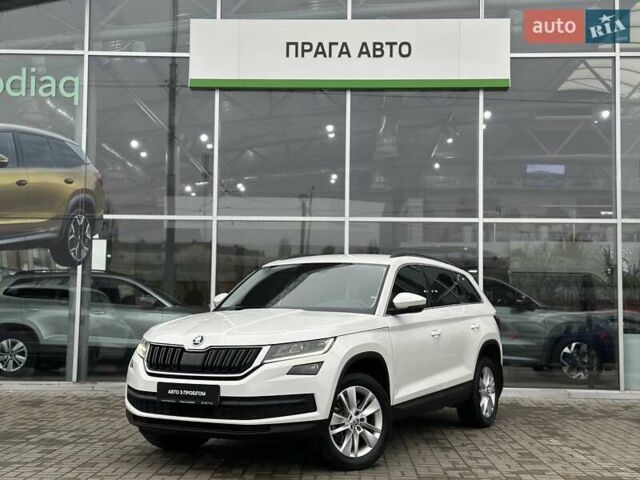 Белый Шкода Kodiaq, объемом двигателя 1.97 л и пробегом 154 тыс. км за 27000 $, фото 1 на Automoto.ua