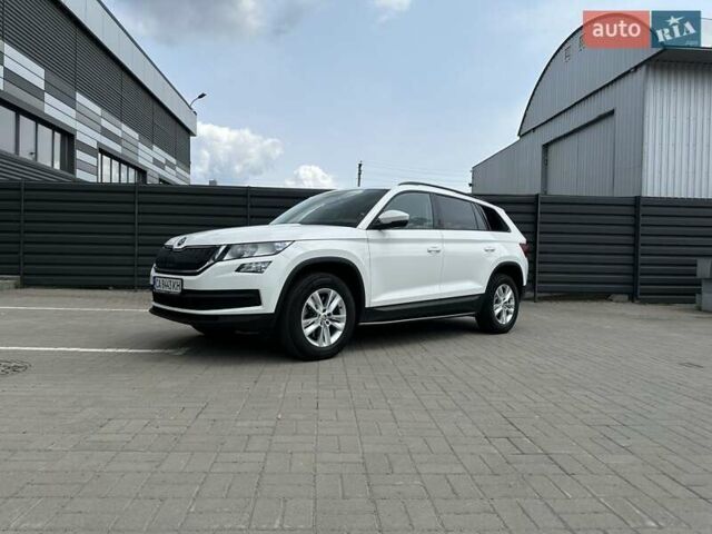 Белый Шкода Kodiaq, объемом двигателя 1.98 л и пробегом 138 тыс. км за 25000 $, фото 1 на Automoto.ua