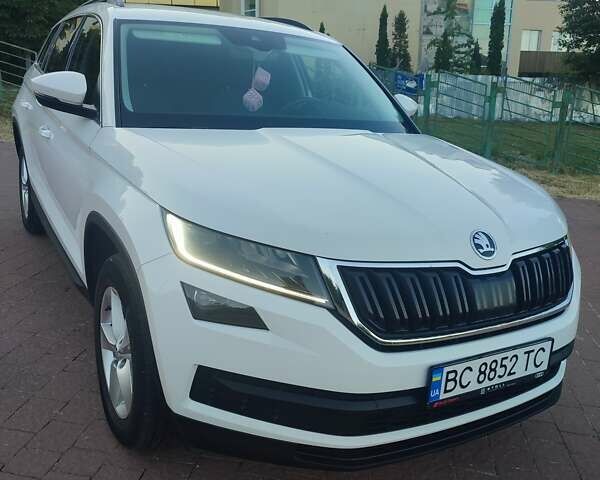 Білий Шкода Kodiaq, об'ємом двигуна 1.97 л та пробігом 215 тис. км за 27700 $, фото 1 на Automoto.ua