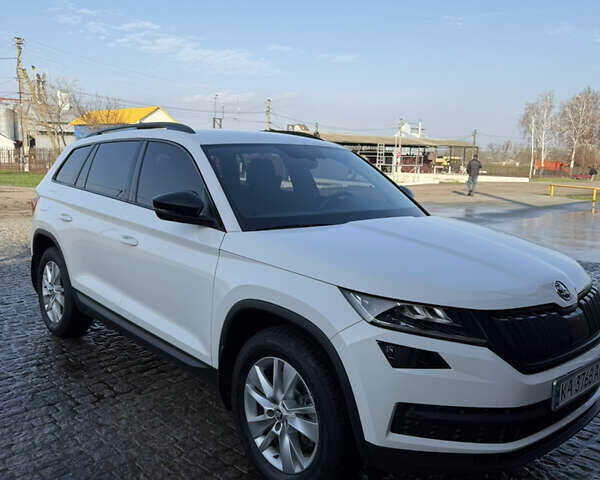 Білий Шкода Kodiaq, об'ємом двигуна 1.98 л та пробігом 239 тис. км за 22500 $, фото 1 на Automoto.ua