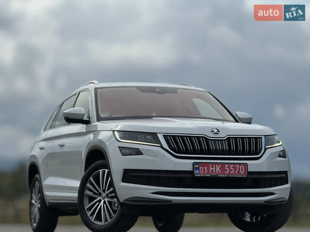Белый Шкода Kodiaq, объемом двигателя 2 л и пробегом 153 тыс. км за 35600 $, фото 1 на Automoto.ua