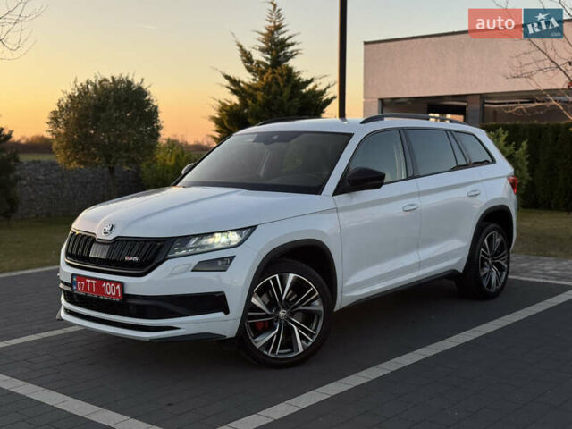 Белый Шкода Kodiaq, объемом двигателя 2 л и пробегом 195 тыс. км за 34999 $, фото 1 на Automoto.ua