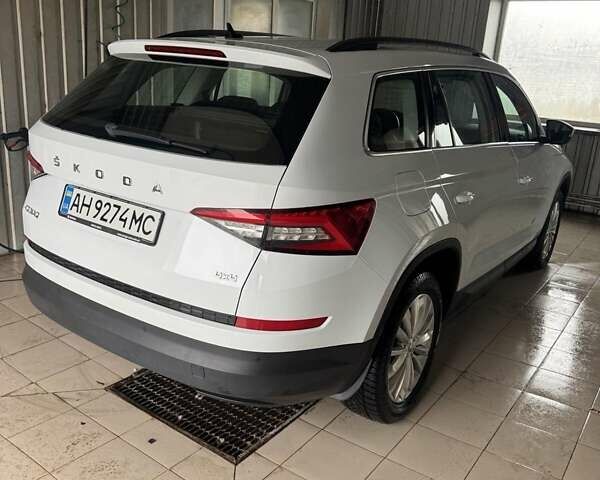 Белый Шкода Kodiaq, объемом двигателя 1.98 л и пробегом 85 тыс. км за 26000 $, фото 1 на Automoto.ua