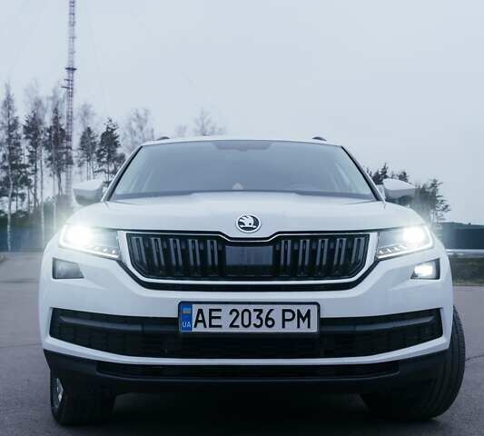 Білий Шкода Kodiaq, об'ємом двигуна 1.98 л та пробігом 100 тис. км за 34000 $, фото 1 на Automoto.ua
