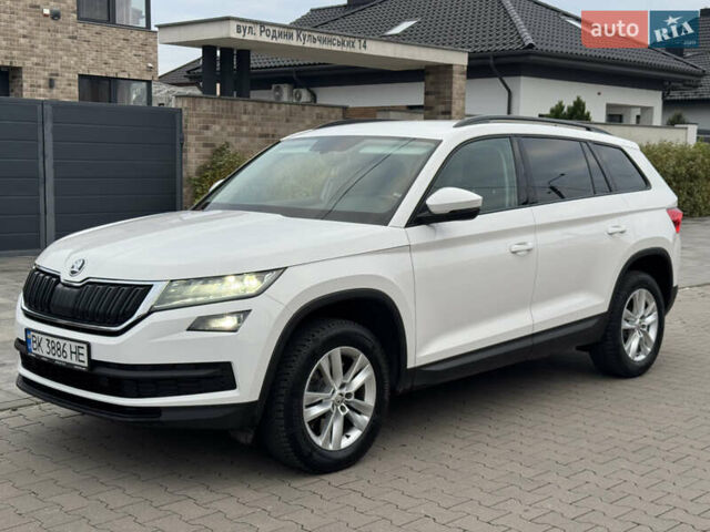 Білий Шкода Kodiaq, об'ємом двигуна 1.98 л та пробігом 192 тис. км за 24900 $, фото 1 на Automoto.ua