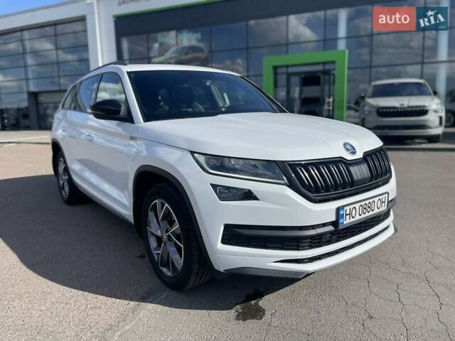 Білий Шкода Kodiaq, об'ємом двигуна 1.98 л та пробігом 102 тис. км за 34900 $, фото 1 на Automoto.ua