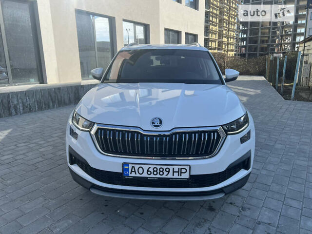 Белый Шкода Kodiaq, объемом двигателя 1.98 л и пробегом 23 тыс. км за 33900 $, фото 1 на Automoto.ua