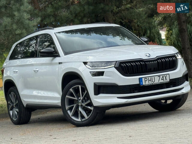 Белый Шкода Kodiaq, объемом двигателя 1.97 л и пробегом 147 тыс. км за 39990 $, фото 1 на Automoto.ua
