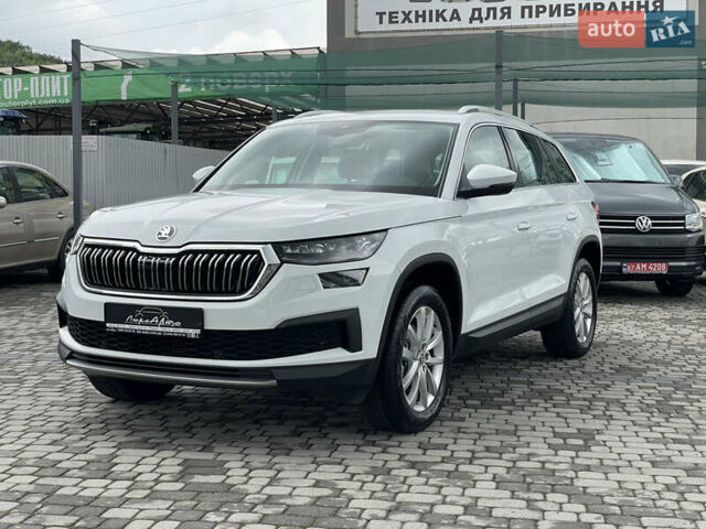 Белый Шкода Kodiaq, объемом двигателя 1.97 л и пробегом 29 тыс. км за 34400 $, фото 1 на Automoto.ua