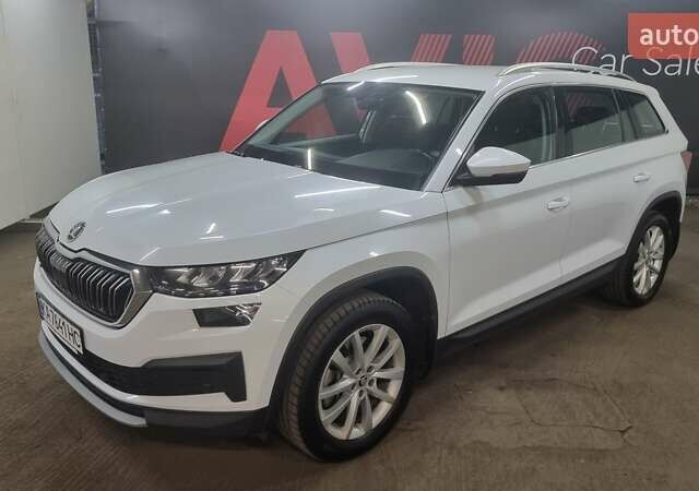 Білий Шкода Kodiaq, об'ємом двигуна 1.98 л та пробігом 209 тис. км за 23800 $, фото 1 на Automoto.ua