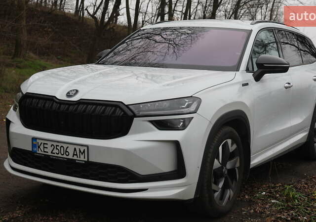 Белый Шкода Kodiaq, объемом двигателя 1.98 л и пробегом 16 тыс. км за 48500 $, фото 1 на Automoto.ua