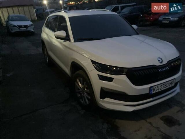 Белый Шкода Kodiaq, объемом двигателя 1.98 л и пробегом 45 тыс. км за 37500 $, фото 1 на Automoto.ua