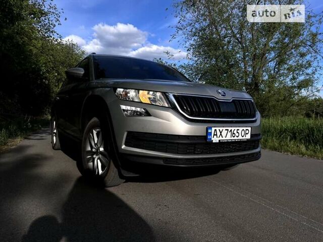 Бежевый Шкода Kodiaq, объемом двигателя 1.97 л и пробегом 185 тыс. км за 24500 $, фото 1 на Automoto.ua