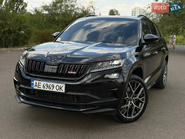 Черный Шкода Kodiaq, объемом двигателя 1.97 л и пробегом 55 тыс. км за 37800 $, фото 1 на Automoto.ua