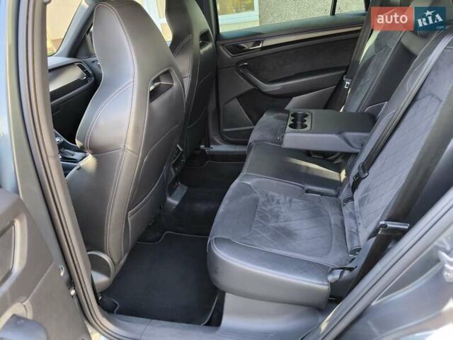Чорний Шкода Kodiaq, об'ємом двигуна 6.16 л та пробігом 169 тис. км за 32700 $, фото 1 на Automoto.ua