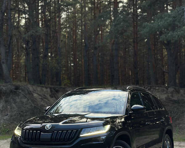 Черный Шкода Kodiaq, объемом двигателя 1.98 л и пробегом 220 тыс. км за 30000 $, фото 1 на Automoto.ua